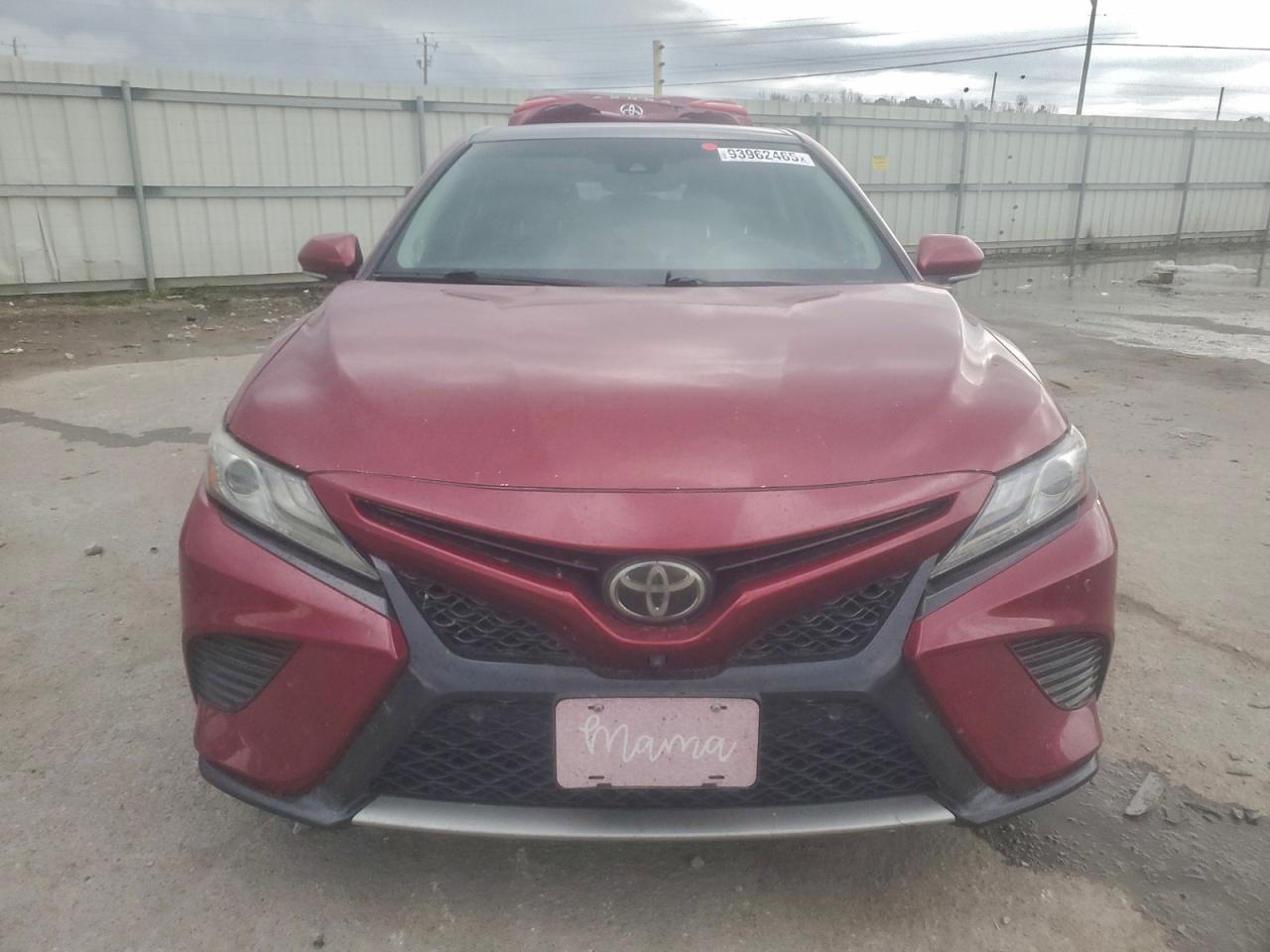 TOYOTA CAMRY XSE