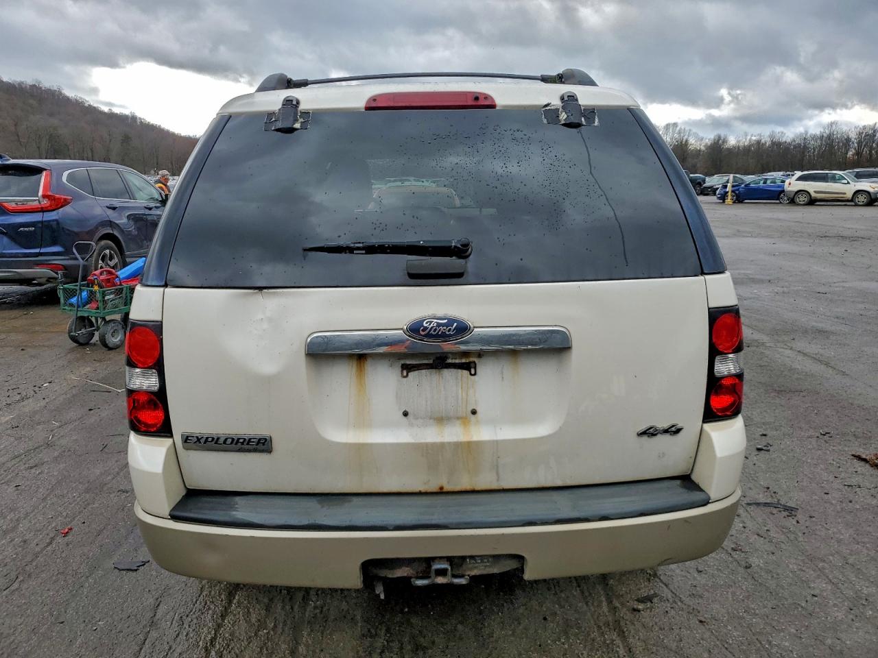 FORD EXPLORER EDDIE BAUER