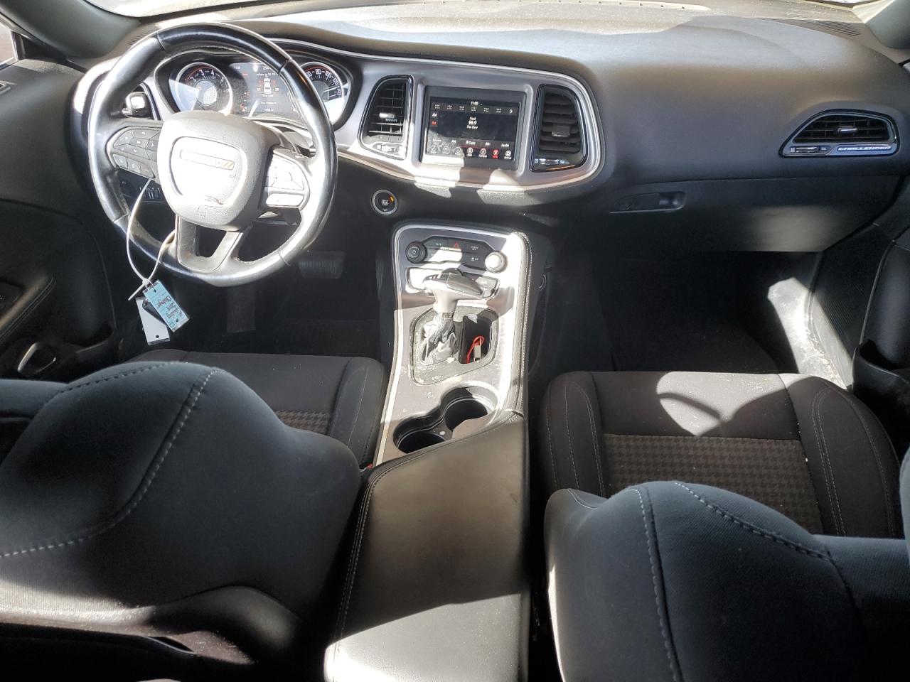 DODGE CHALLENGER SXT