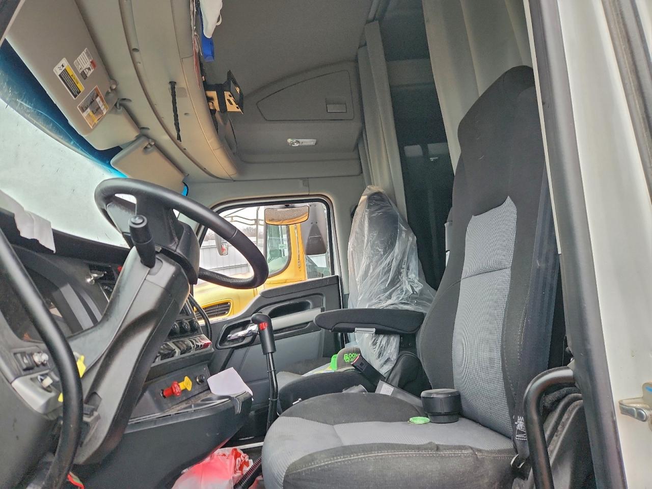 Lot #3297123546 2025 KENWORTH CONSTRUCTI