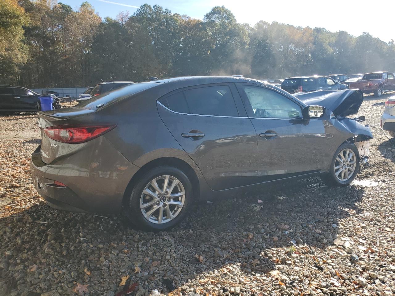 MAZDA 3 GRAND TOURING