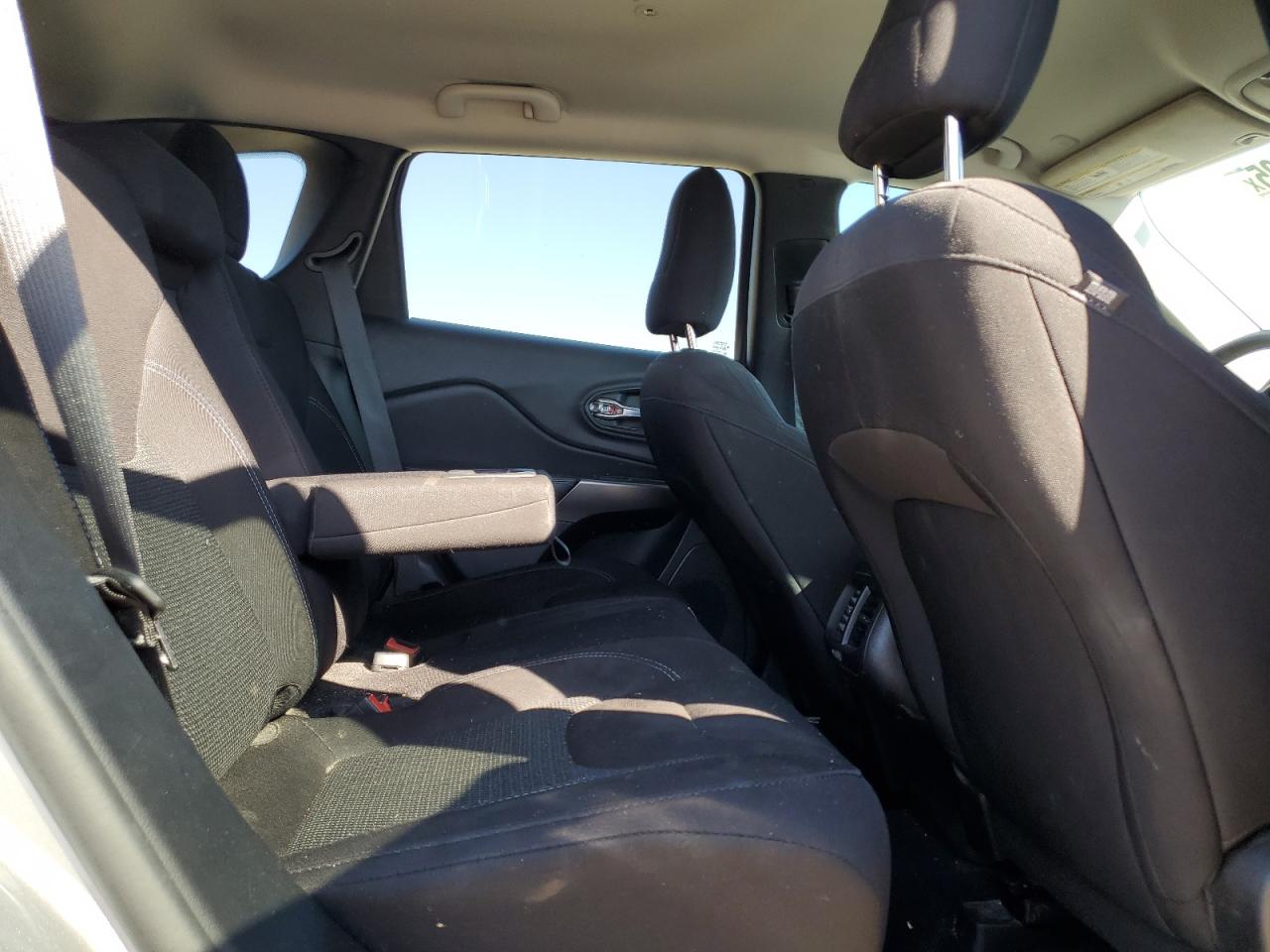 JEEP GRAND CHEROKEE LATITUDE