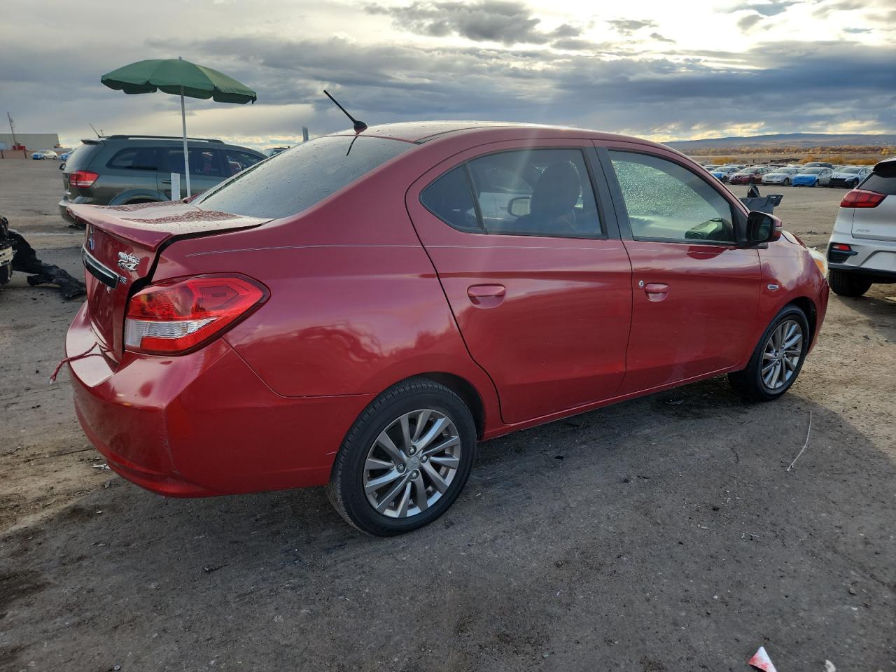 MITSUBISHI MIRAGE G4 SE