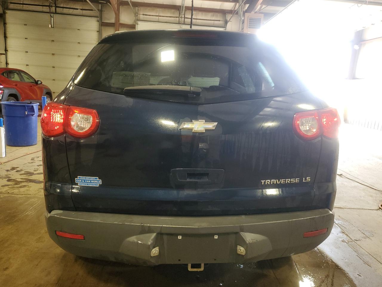 CHEVROLET TRAVERSE LS