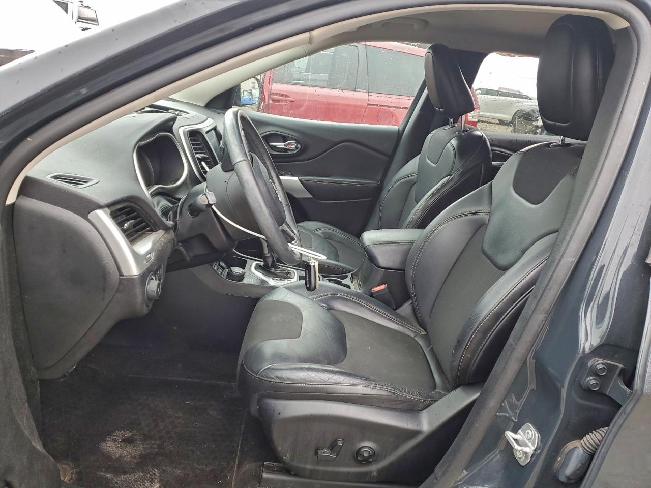 JEEP GRAND CHEROKEE LATITUDE PLUS