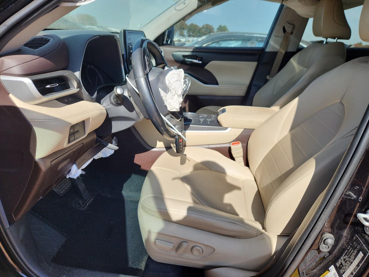 TOYOTA HIGHLANDER XLE