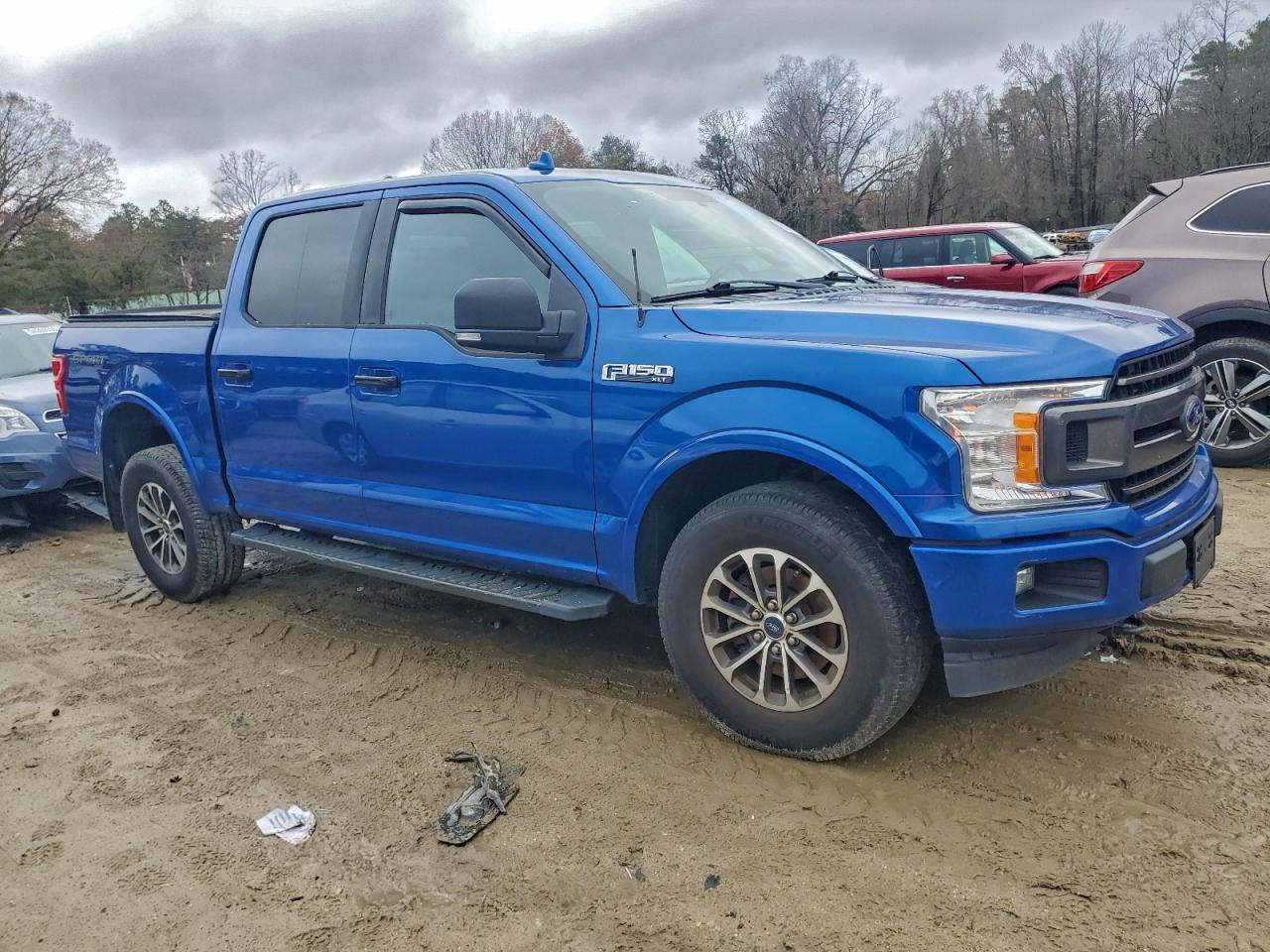 FORD F-150 SUPERCREW