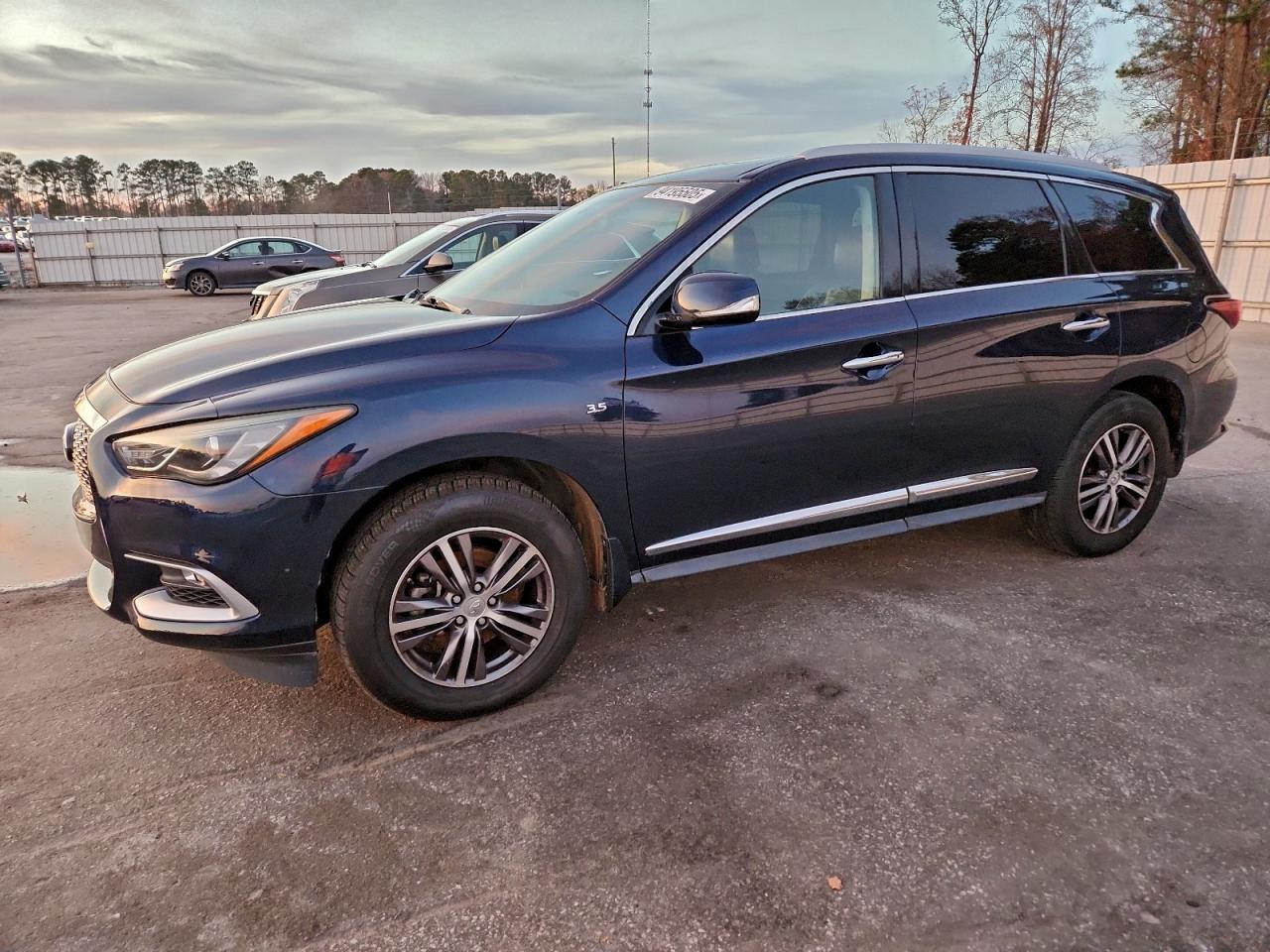 INFINITI QX60