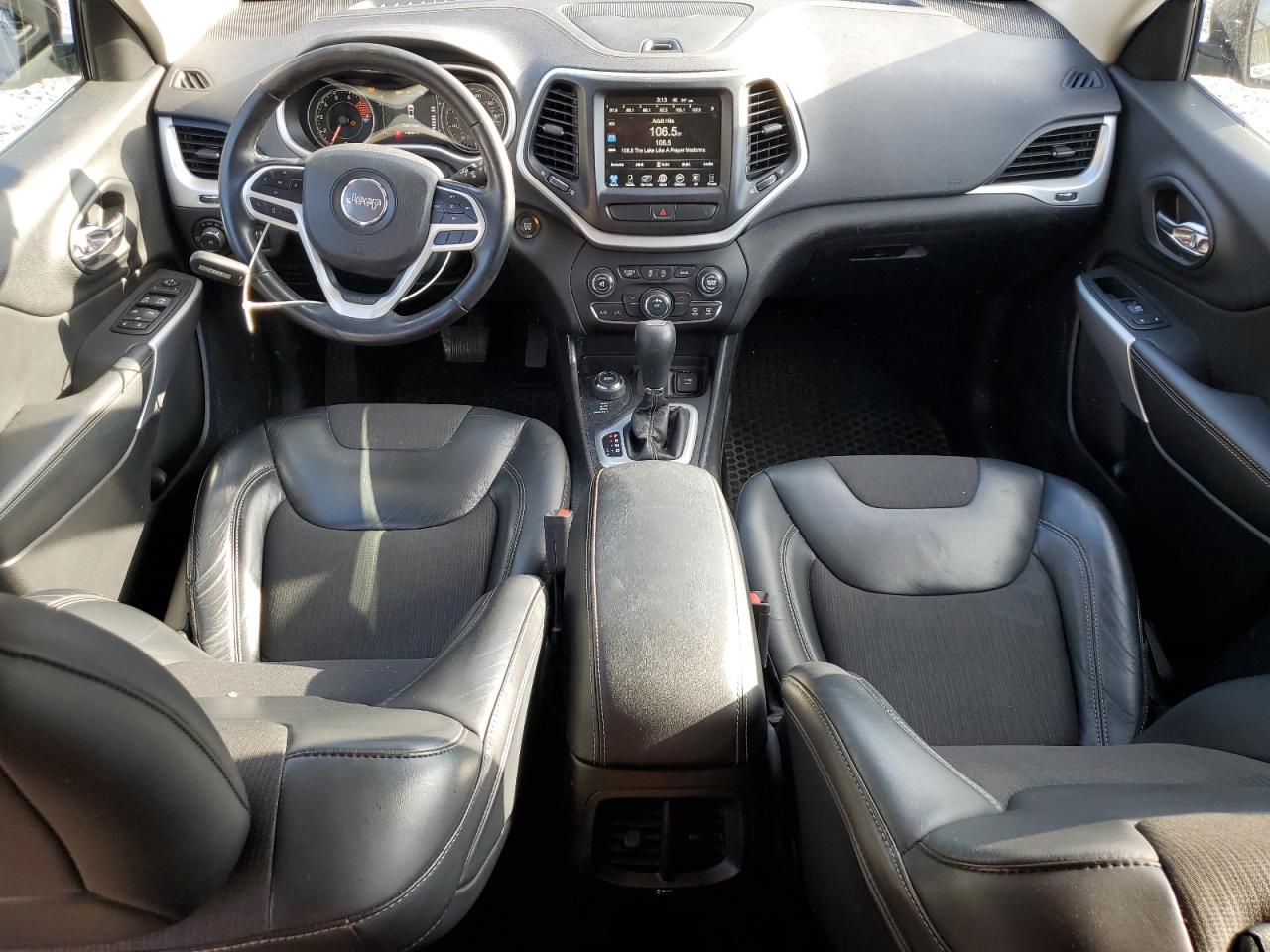 JEEP GRAND CHEROKEE LATITUDE PLUS