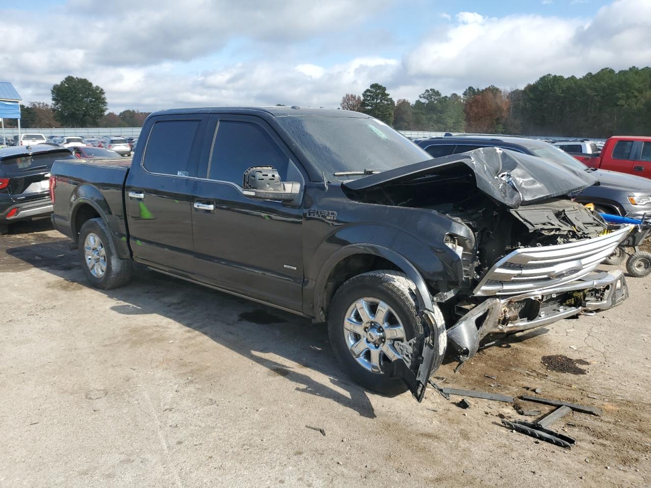 FORD F-150 SUPERCREW