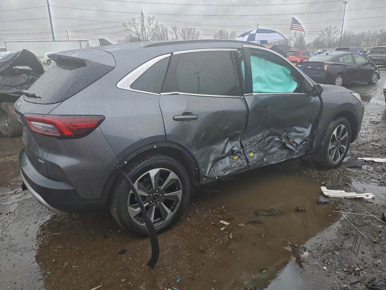 FORD ESCAPE PLATINUM