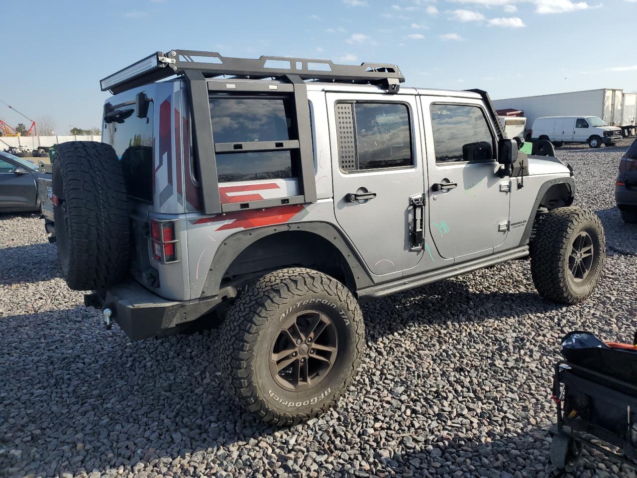 JEEP WRANGLER SAHARA