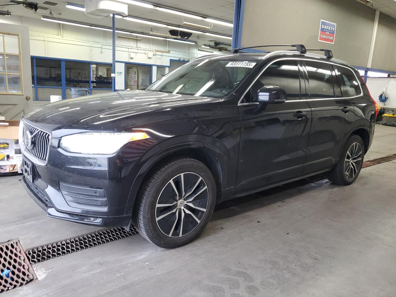 VOLVO XC90 T6 MOMENTUM
