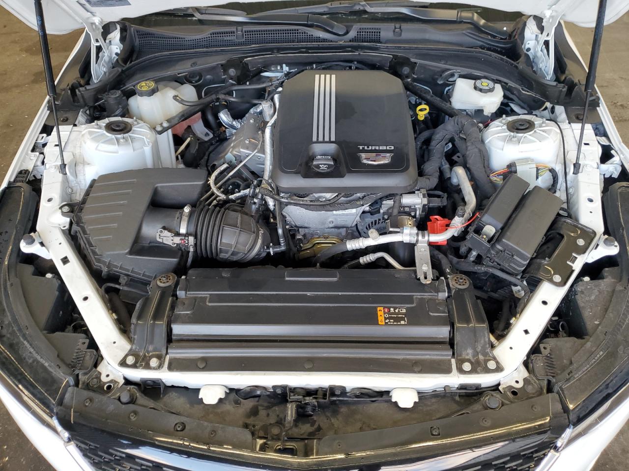 CADILLAC CT4 PREMIUM LUXURY