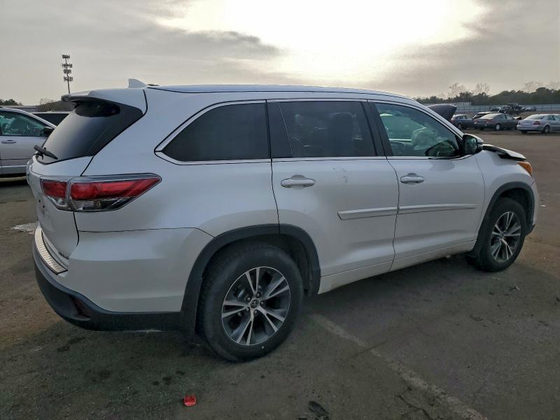 2016 TOYOTA HIGHLANDER #3302949609