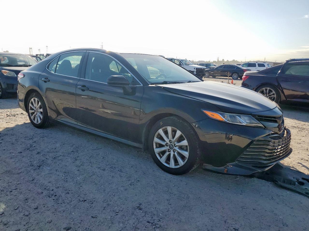 TOYOTA CAMRY L