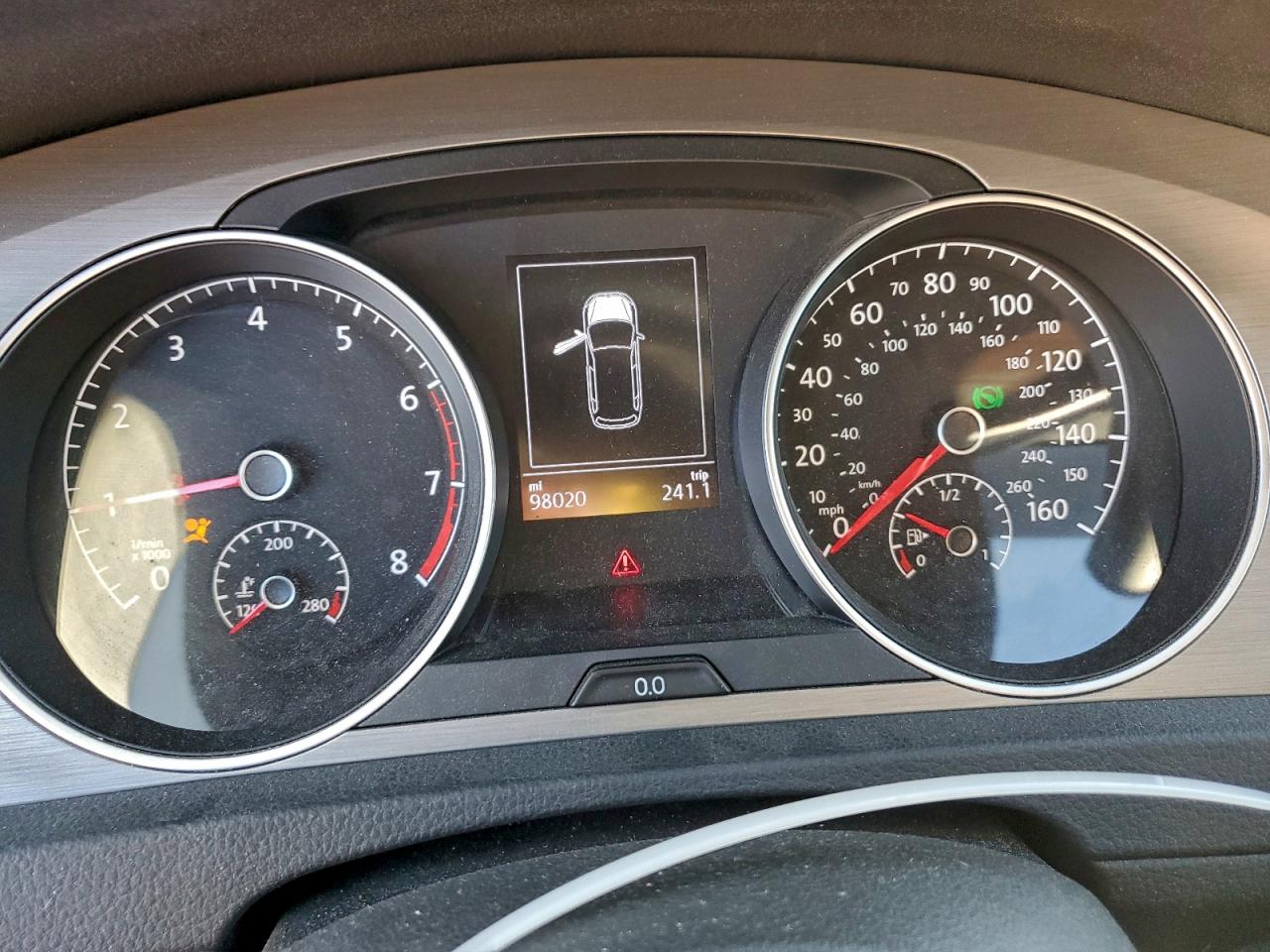 VOLKSWAGEN GOLF SPORTSVAN S