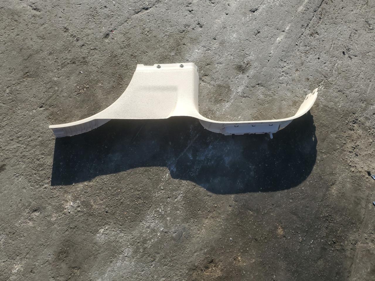 VOLKSWAGEN TOUAREG SPORT