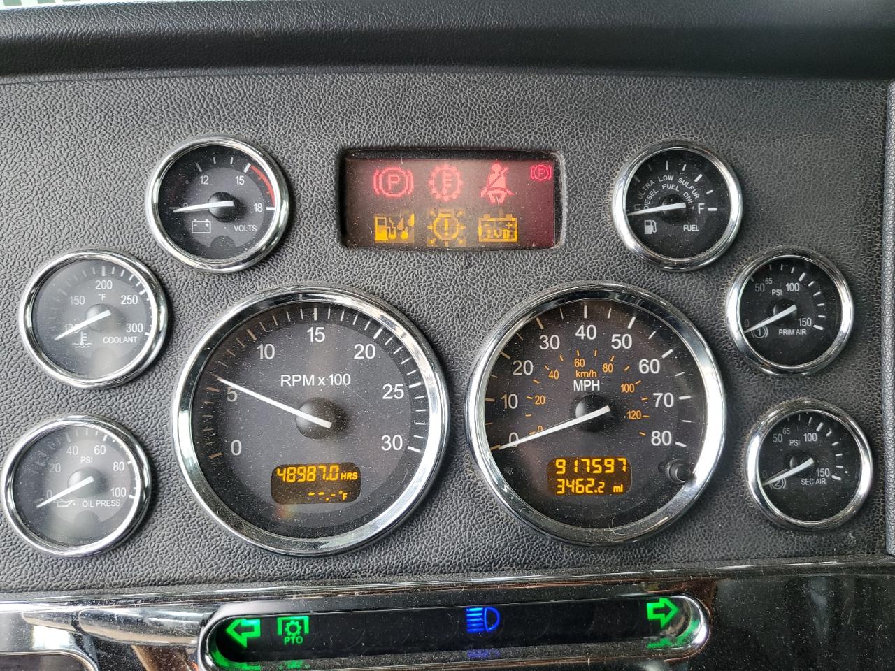 Lot #3296605034 2011 PETERBILT 386