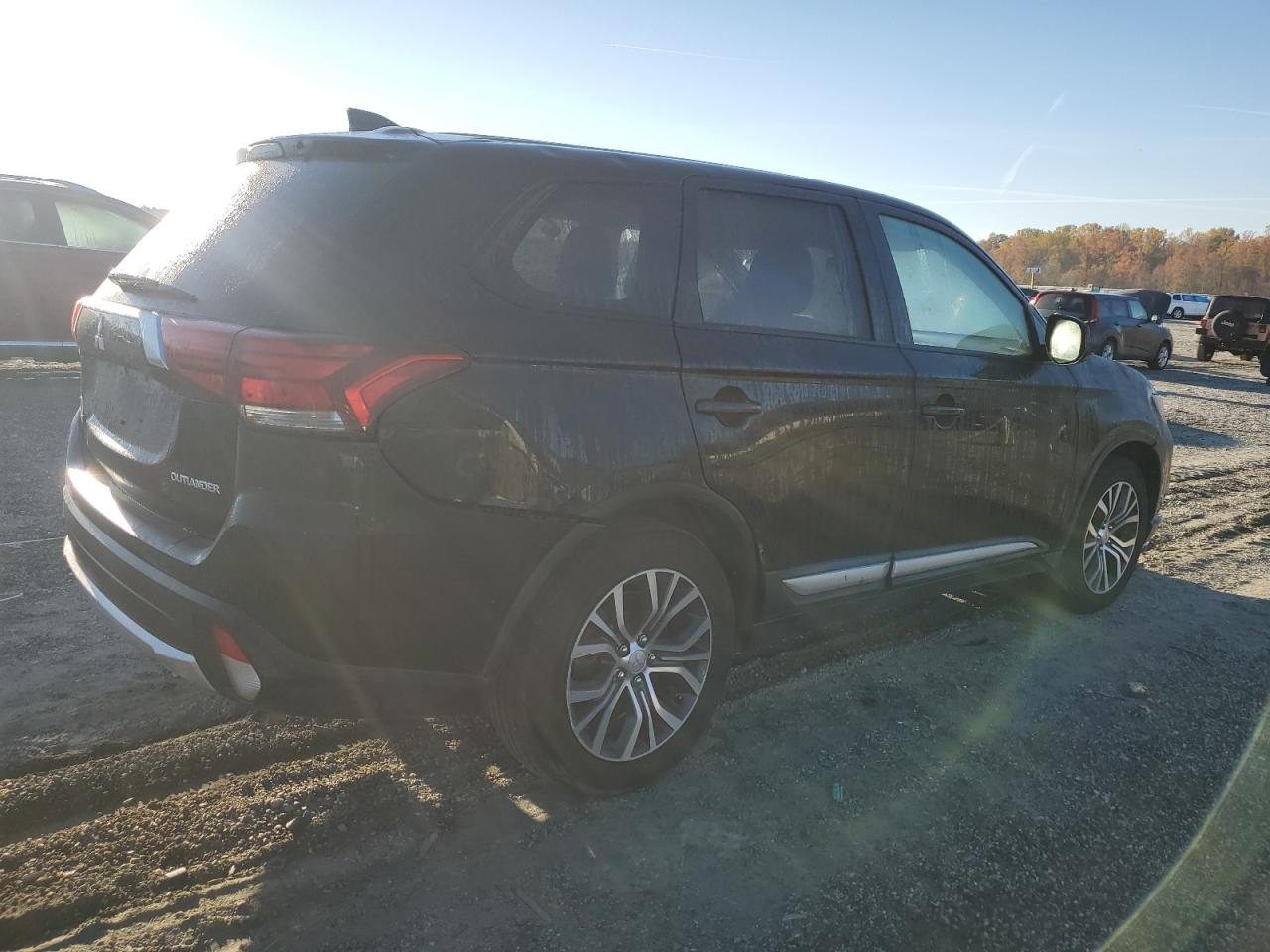 MITSUBISHI OUTLANDER ES