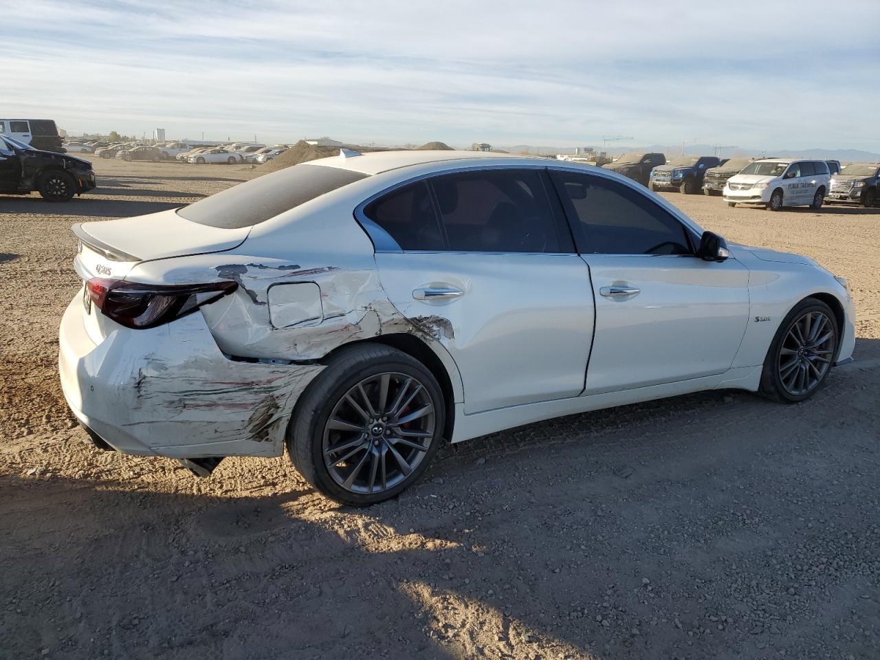 INFINITI Q50 RED SPORT 400