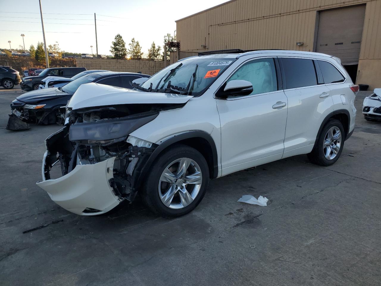 TOYOTA HIGHLANDER LIMITED