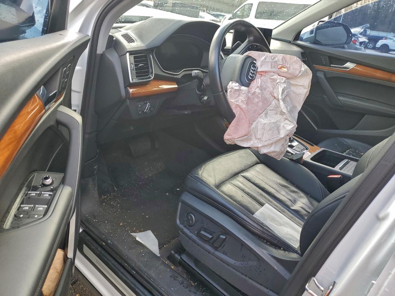 AUDI Q5 PREMIUM PLUS