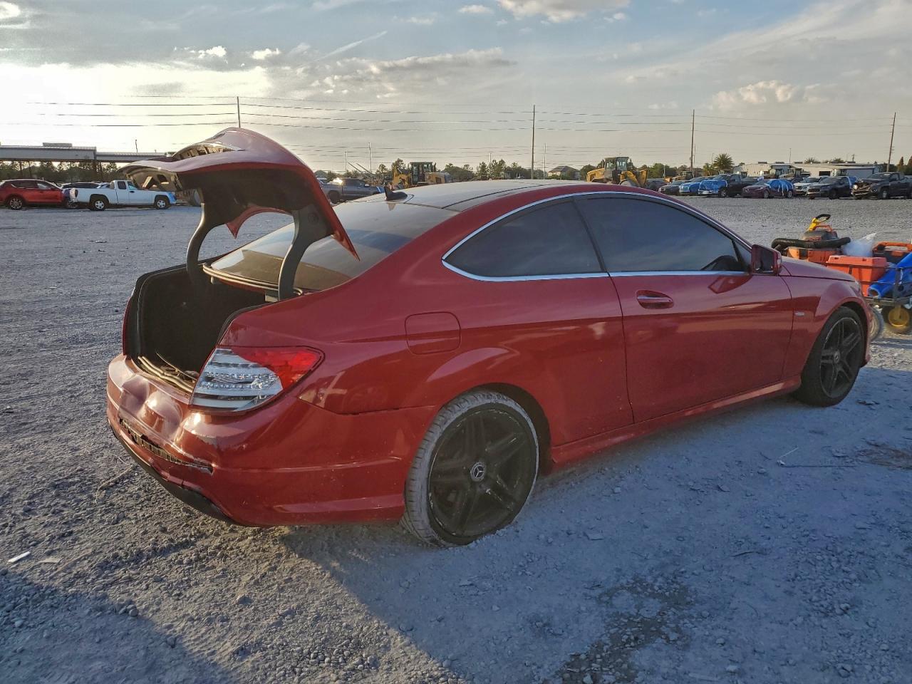 MERCEDES-BENZ C-CLASS 250