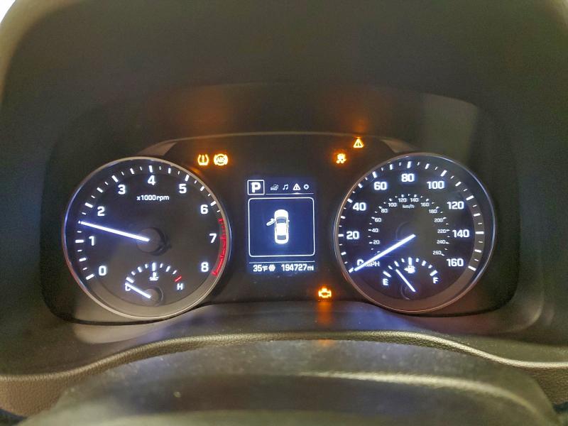 2018 HYUNDAI ELANTRA SE #3301705369