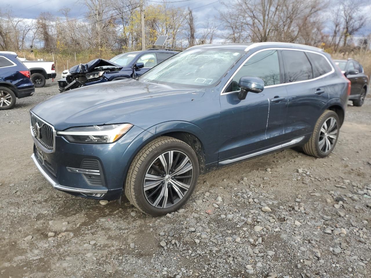 VOLVO XC60 B5 INSCRIPTION