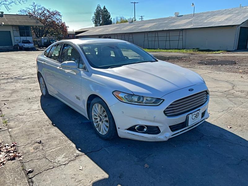 Global Auto Auctions: 2014 FORD FUSION TIT