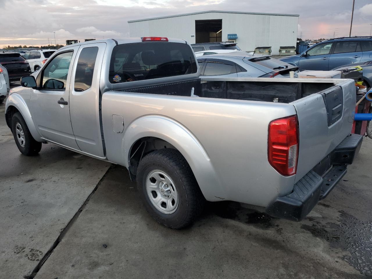 NISSAN FRONTIER S