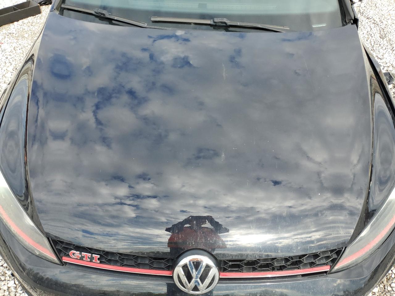 VOLKSWAGEN GOLF GTI S/SE