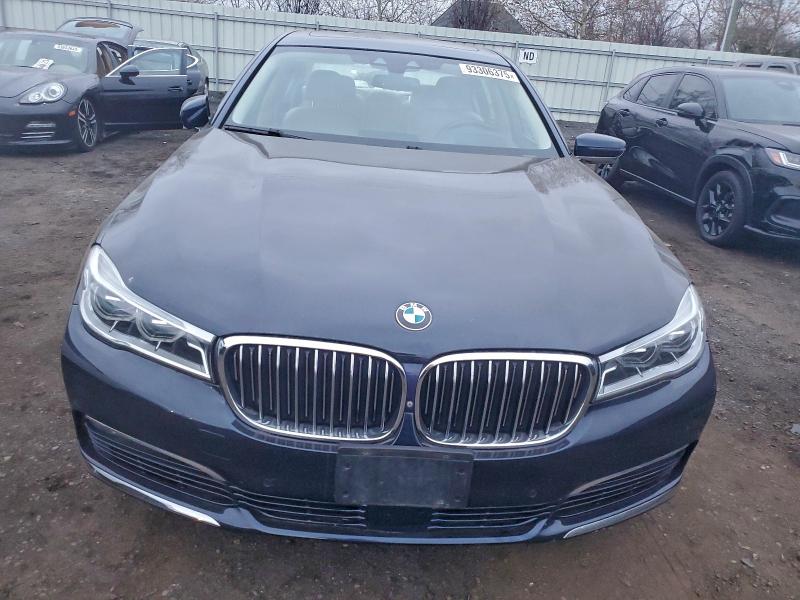 2016 BMW 750 XI #3296225463
