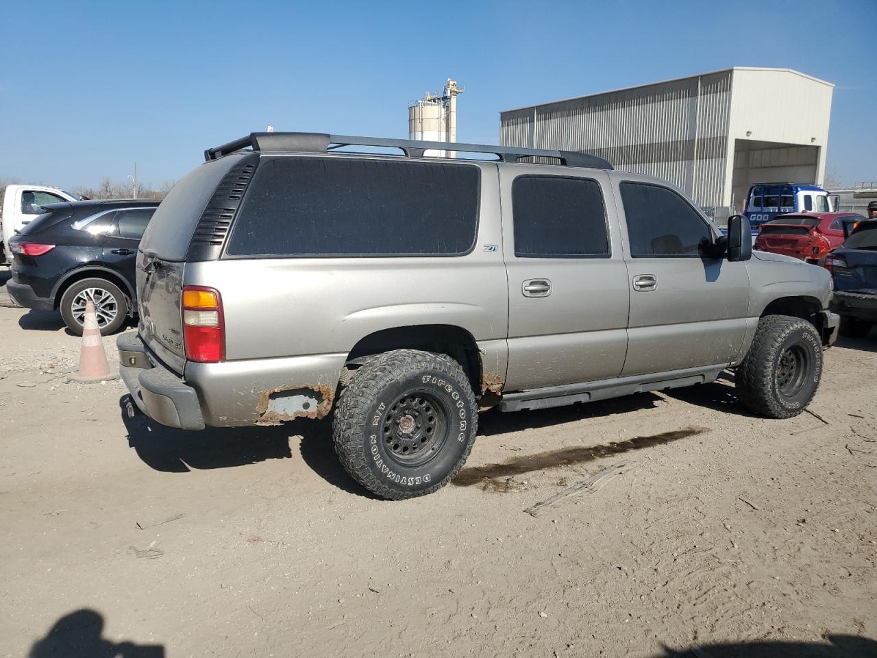Lot #3304172467 2002 CHEVROLET SUBURBAN K