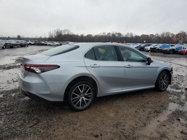2022 TOYOTA CAMRY XLE #3305302363