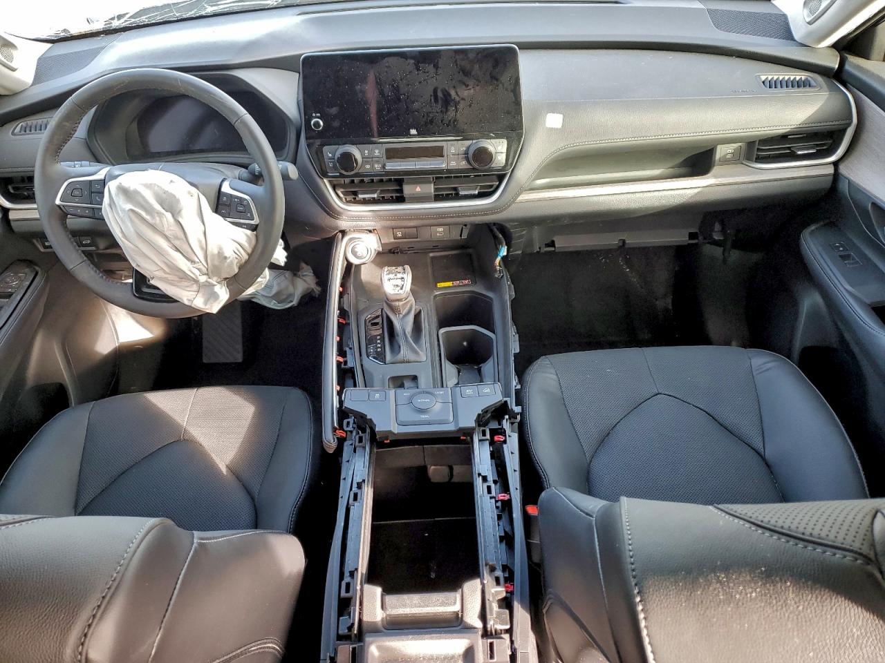 TOYOTA HIGHLANDER XLE