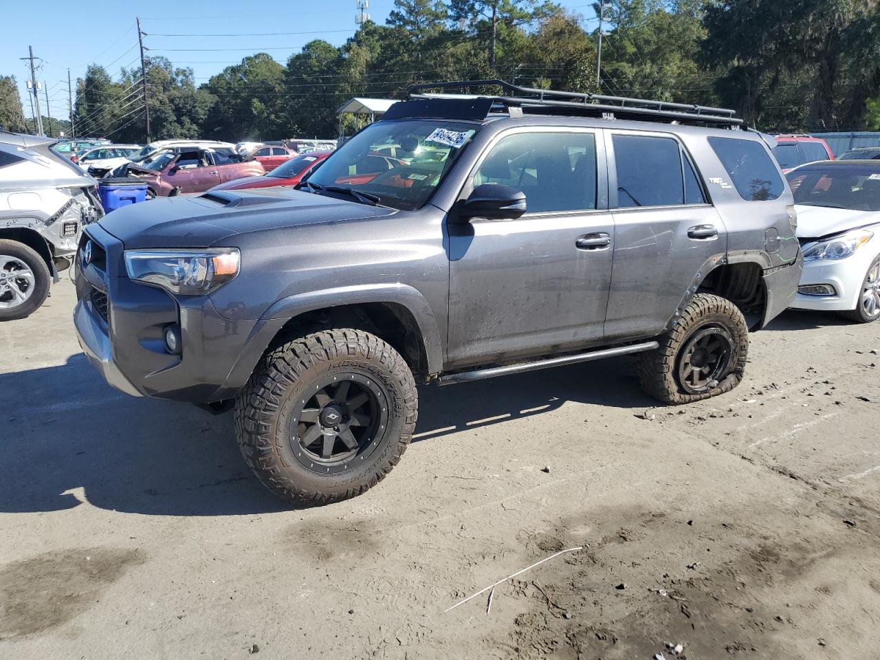 TOYOTA 4RUNNER SR5/SR5 PREMIUM