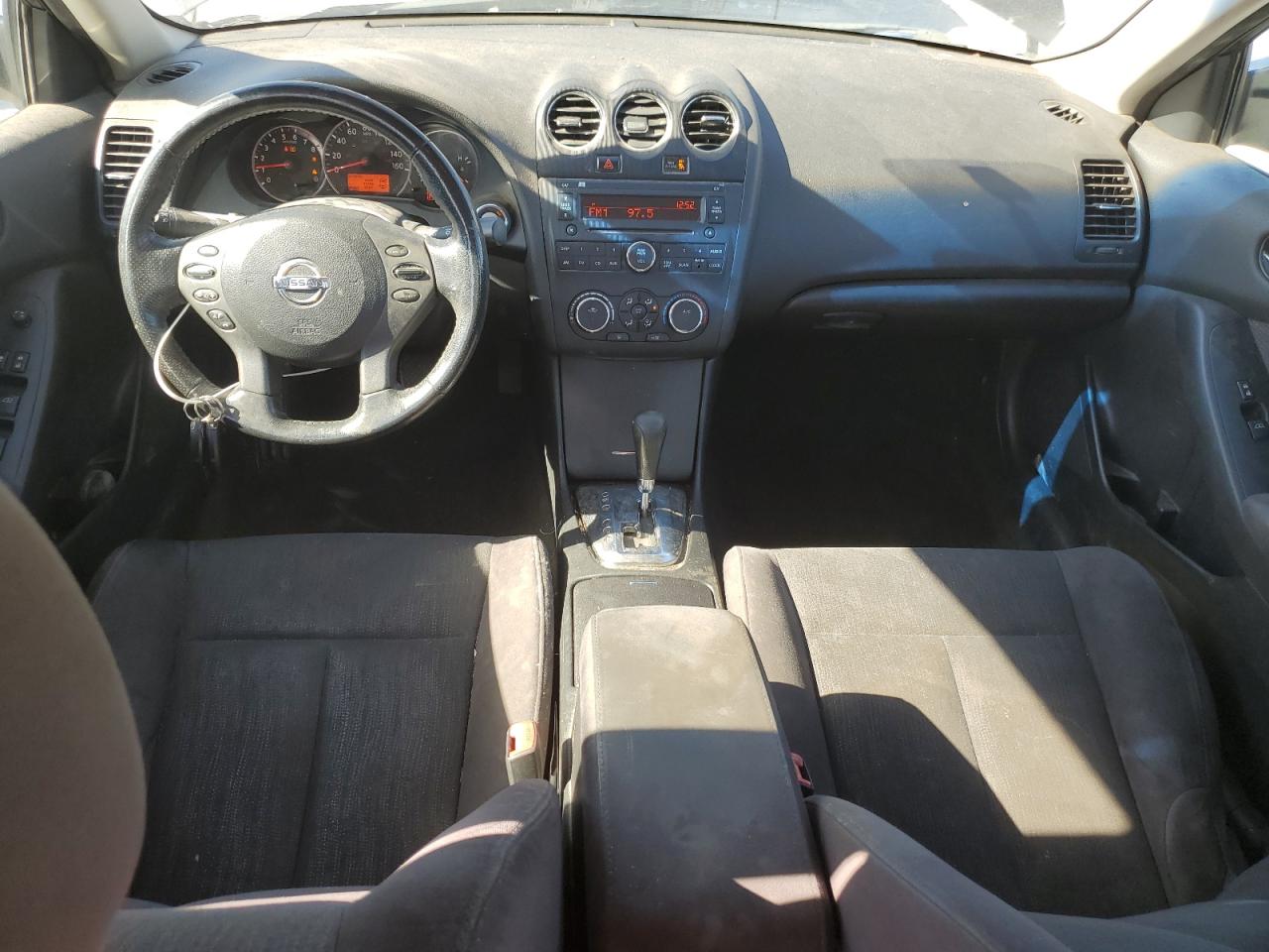 NISSAN ALTIMA BASE