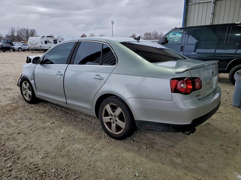 2008 VOLKSWAGEN JETTA SE #3301797365