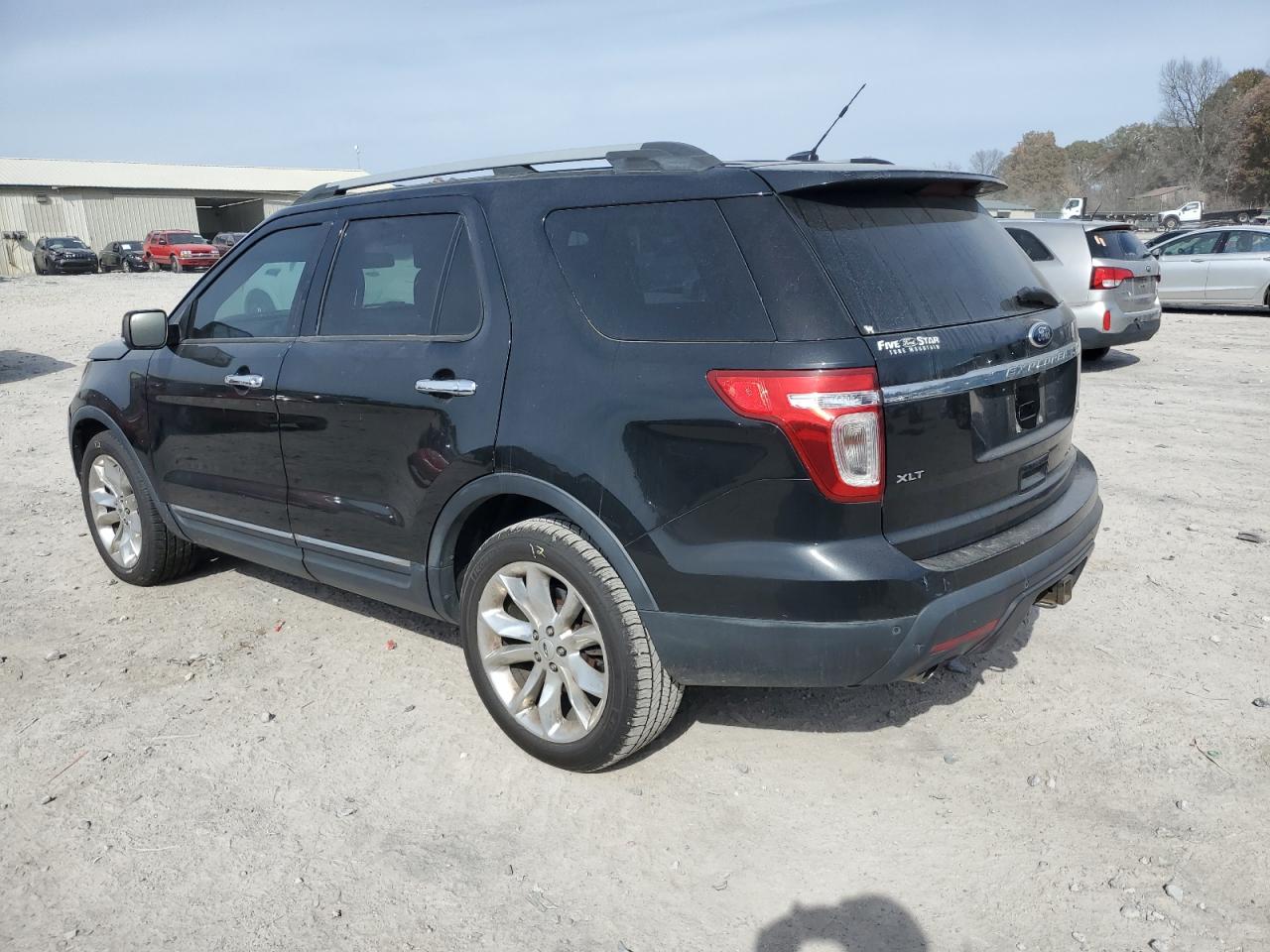 FORD EXPLORER XLT