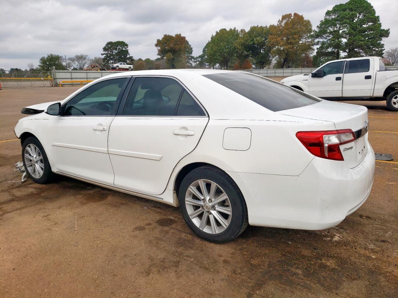 TOYOTA CAMRY L