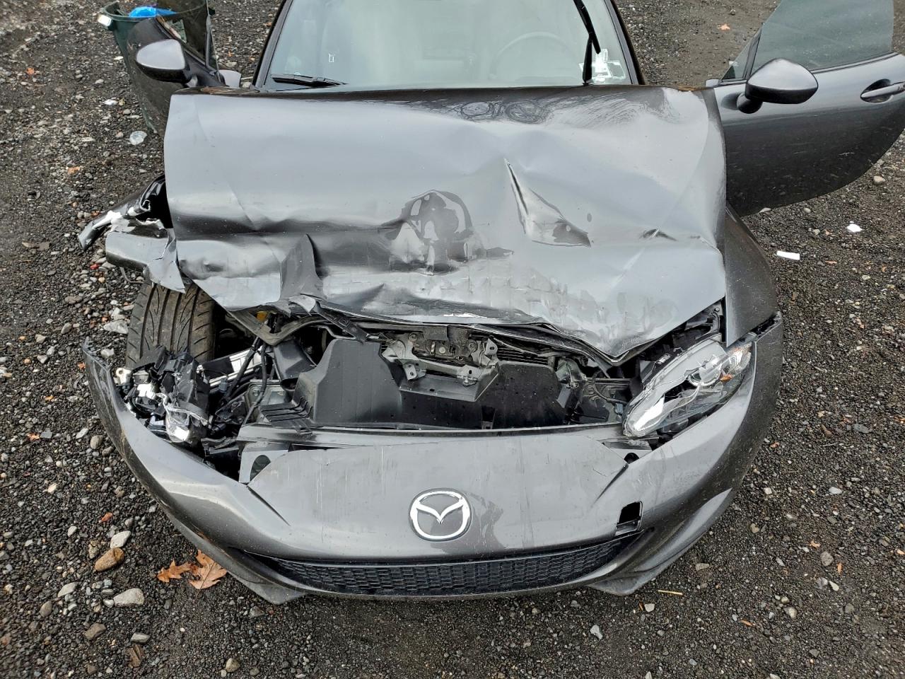 MAZDA MX-5 GRAND TOURING