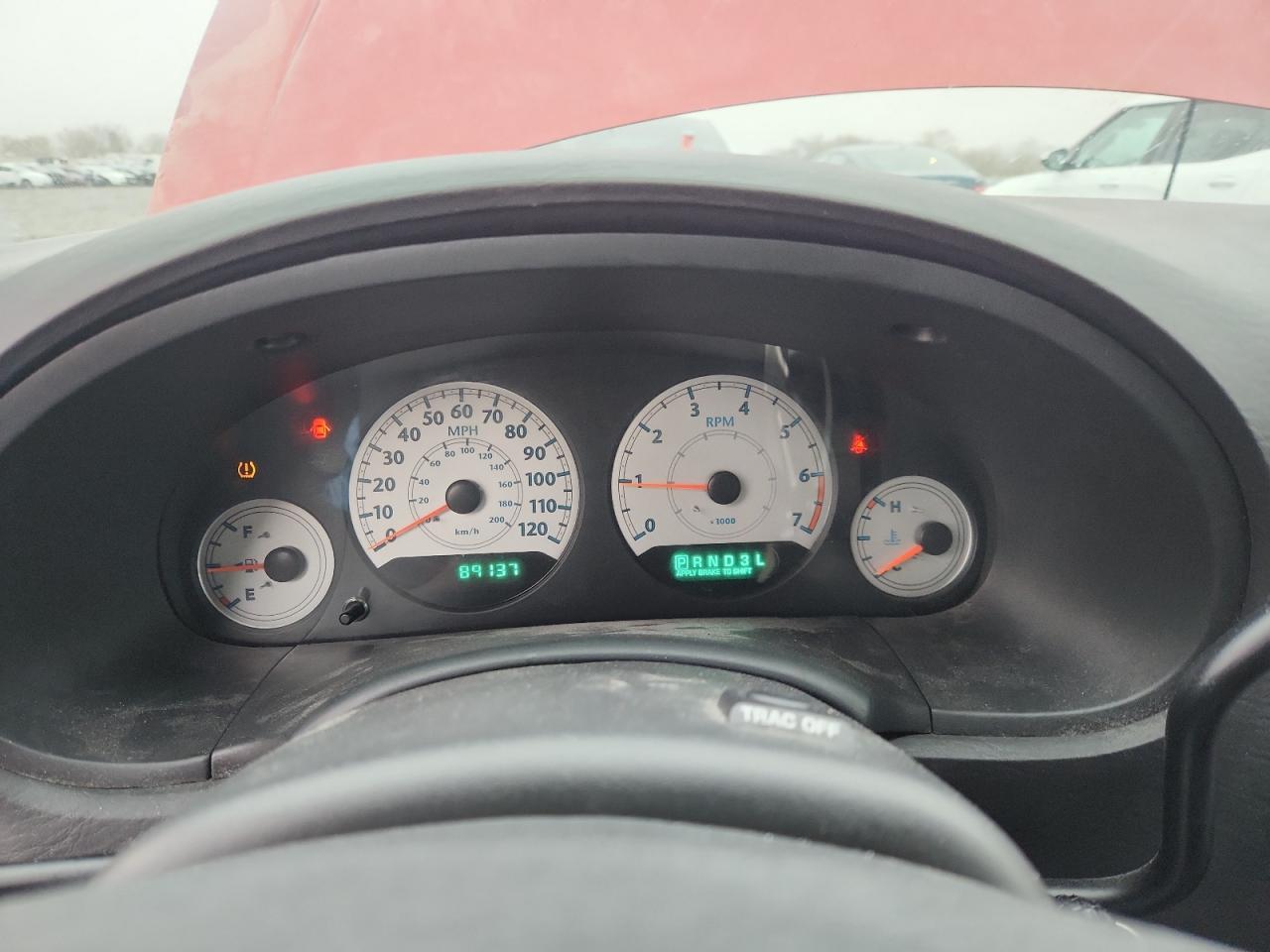 Lot #3302665000 2005 CHRYSLER TOWN & COU