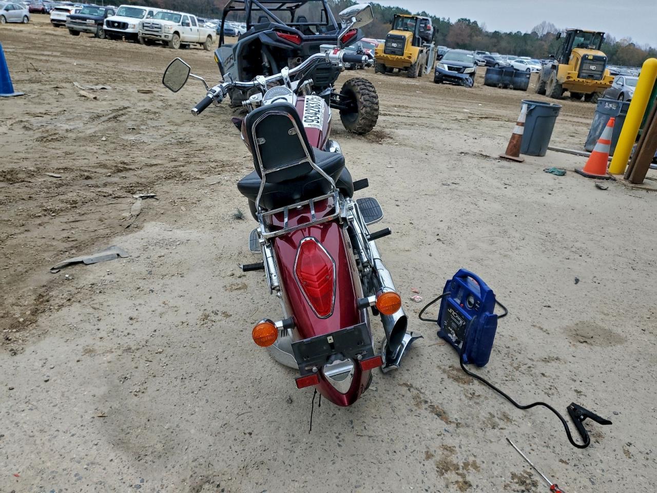 Lot #3297126504 2006 HONDA VTX1300 R