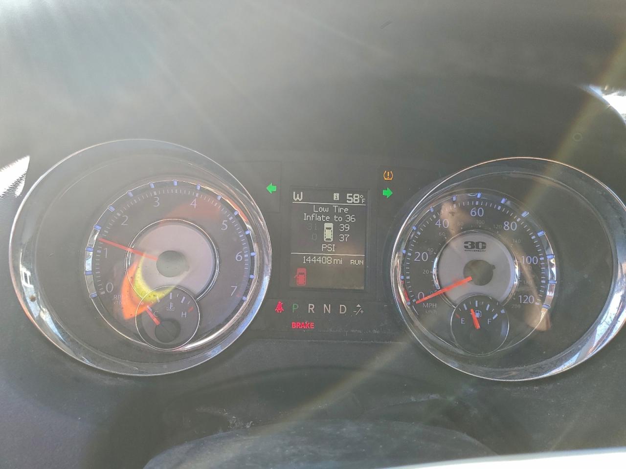 CHRYSLER TOWN & COUNTRY TOURING L