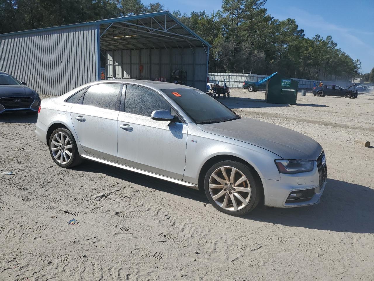AUDI A4 PREMIUM