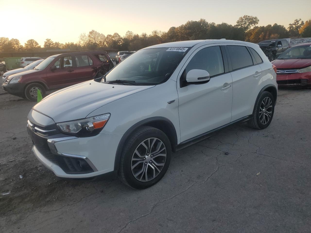 Lot #3296240411 2018 MITSUBISHI OUTLANDER