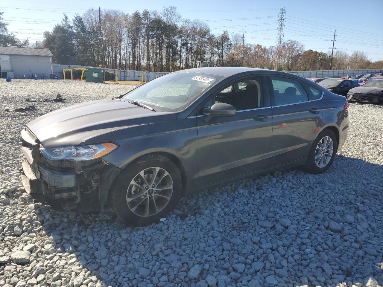 FORD FUSION SE