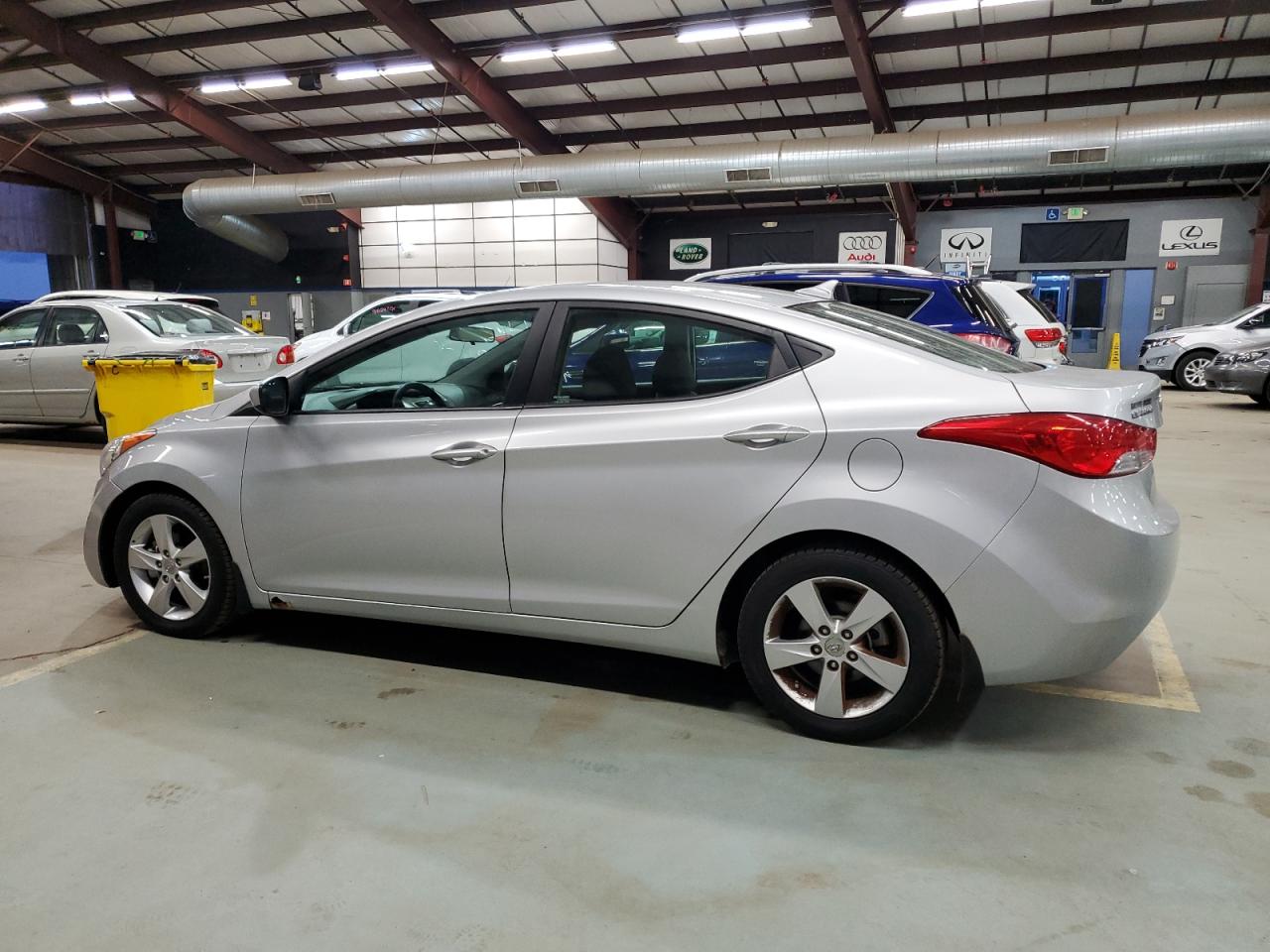 HYUNDAI ELANTRA GLS
